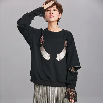 

2018 spring autumn new loose hole zipper wings embroidered head T-SHIRT female autumn student coat 102513