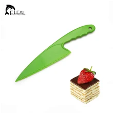 FHEAL 1 шт. красочные продукты пластиковый скребок торт нож для хлеба с пилообразный выпечки Кондитерские инструменты для украшения торта