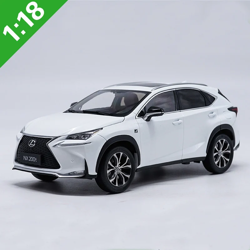 

High simulation LEXUS NX200T 1:18 advanced alloy model car diecast metal model toy vehicle boy gifts free shipping collection