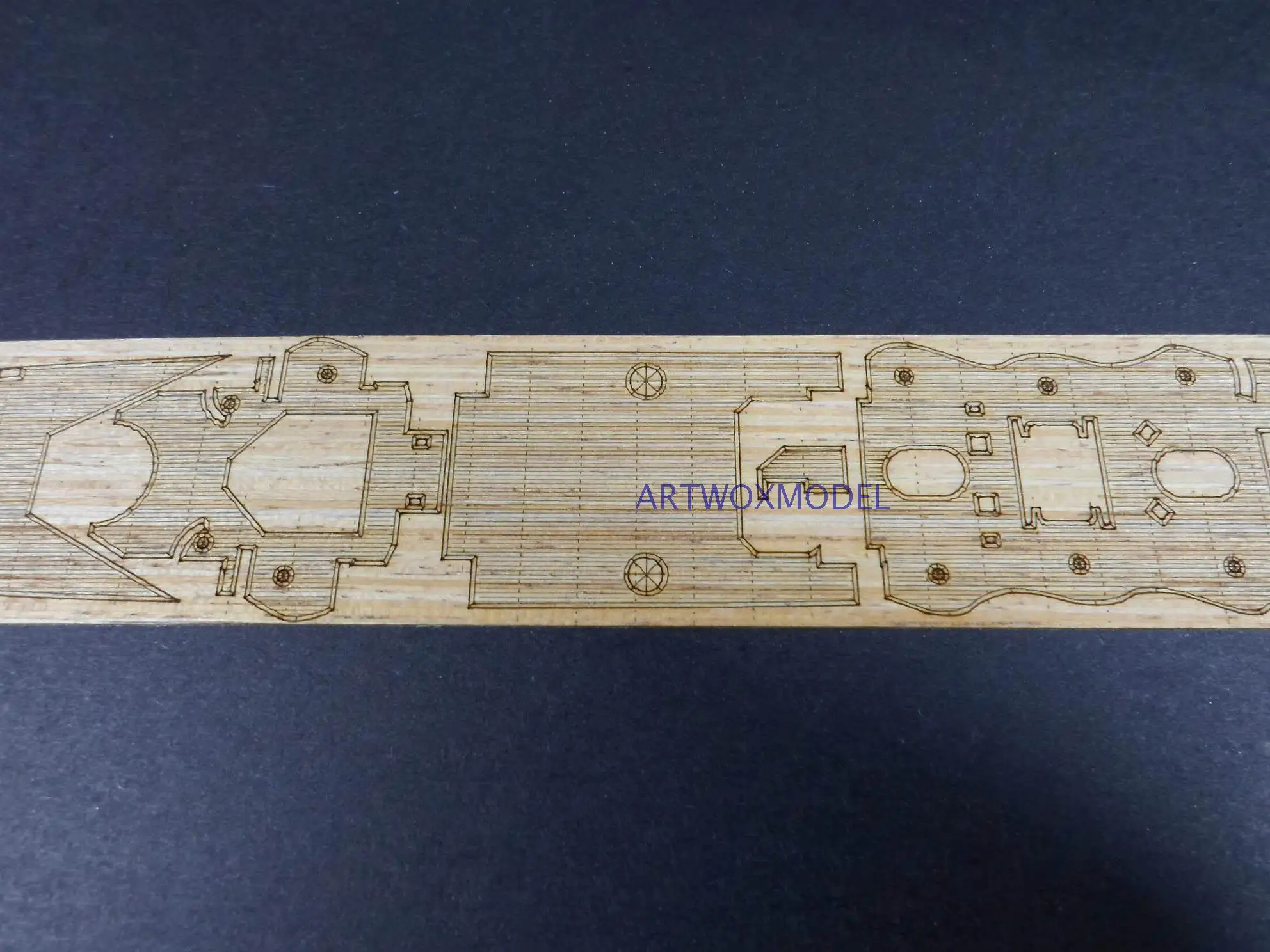 Трубач модель ARTWOX 05748 CA-39 Куинси Американский тяжелый крейсер палубе AW20108