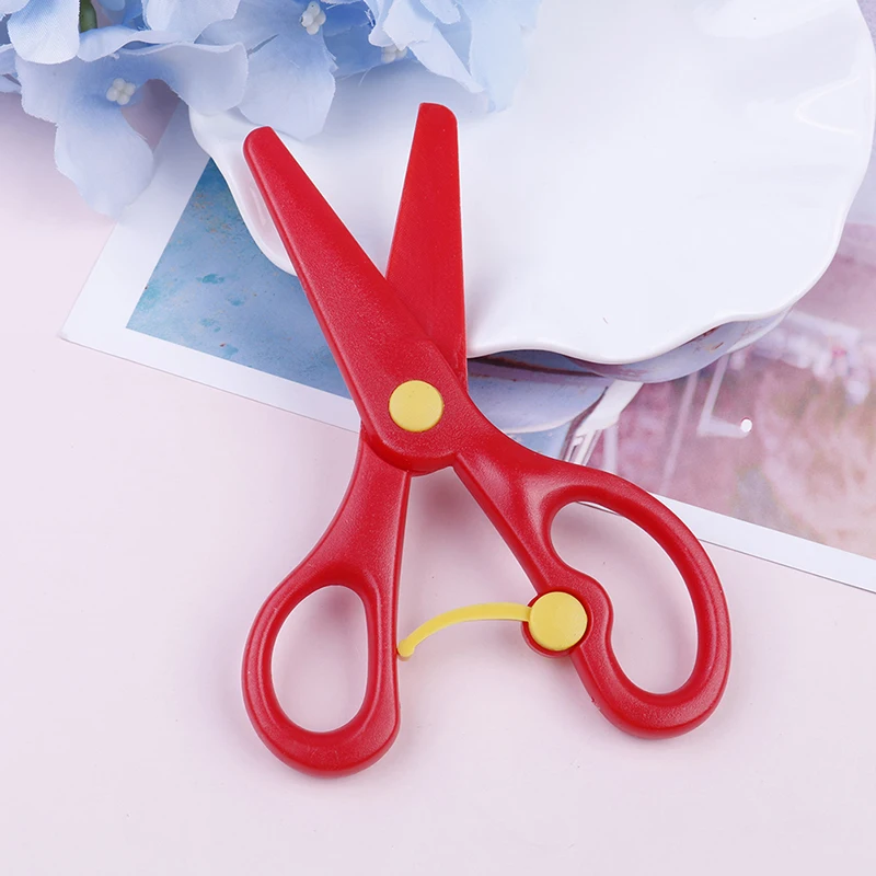 Пластиковые ножницы, безопасные круглые ножницы для детей, студентов, бумажные режущие принадлежности для детского сада и школы - Цвет: red