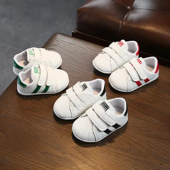 

New Arrived infant Baby moccasins Pu leather Baby shoes first walkers Rubber sole Crib Anti-slip casual Little white shoes