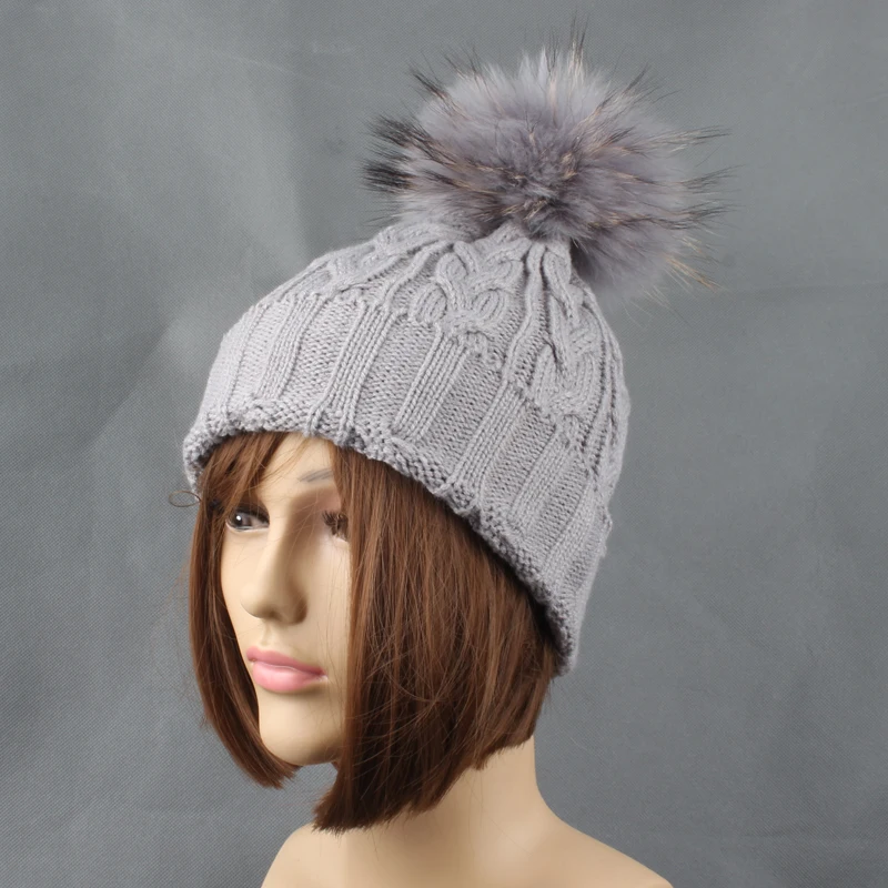 2017 Модные женские зимние меховые шапки 15 см с помпоном из окрашенного меха енота