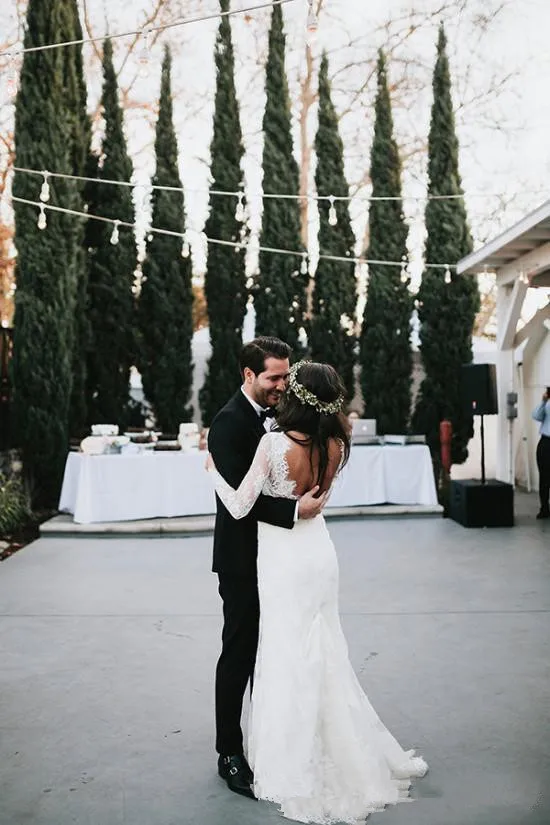 sexy-backless-bohemian-mermaid-wedding-dresses-sheer-long-sleeves-sweep-train-2018-fall-winter-lace-boho-bridal-gowns-for-garden-outdoor (3)_