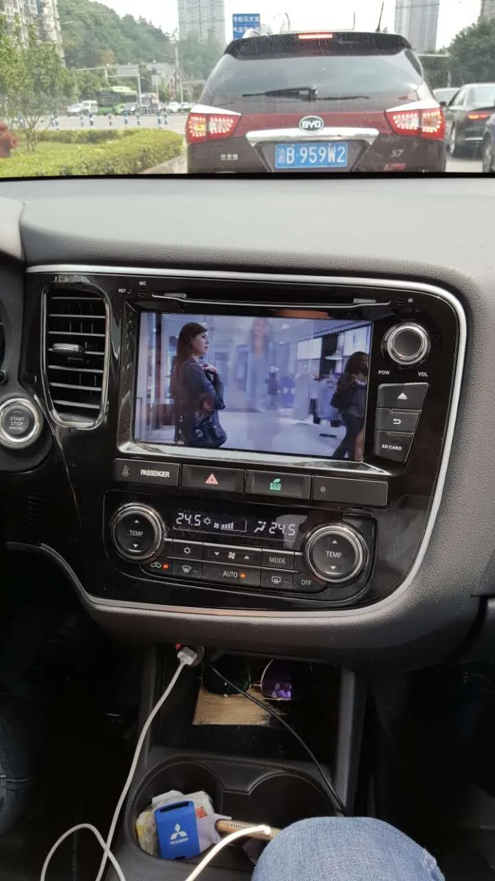 Top IPS 2G Ram 8 inch Android 7.1 Car Audio for Mitsubishi  Outlander 2013 Stereo Vedio GPS Navi Multimedia Headunit radio DVD 1