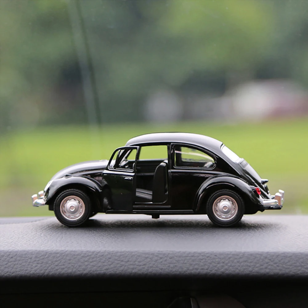  Car Ornament Vintage Alloy Car Model Decoration Dolls Automotive Beetle Cute Retro Auto Interior Da
