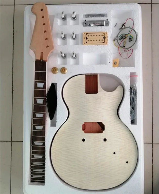 

Freight-free electric guitar, Maple veneer + mahogany body, suit, customizable