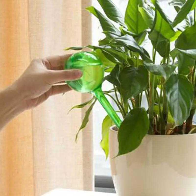 Pet Supplies Practical Design Pvc Self Watering System Imitation