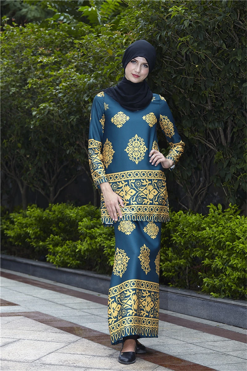 Elegant Muslim Costumes Silky Traditional Islamic Clothing Malay