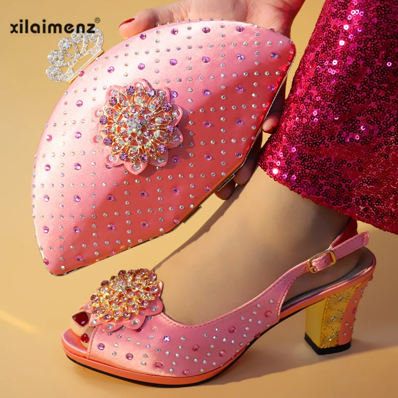 D722 2 38-42 RMB210 7.4CM