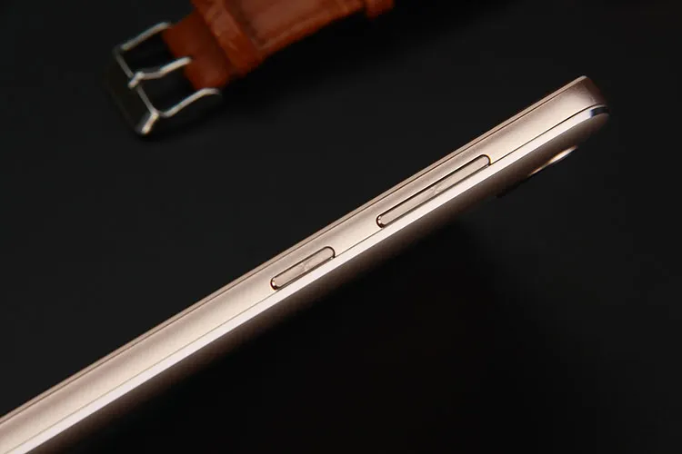 SHARP R1S 3GB RAM 32GB ROM MTK6750 1.5GHz Octa Core 5.5 Inch 2.5D HD Screen Dual Camera Android 7.0 4G LTE Smartphone