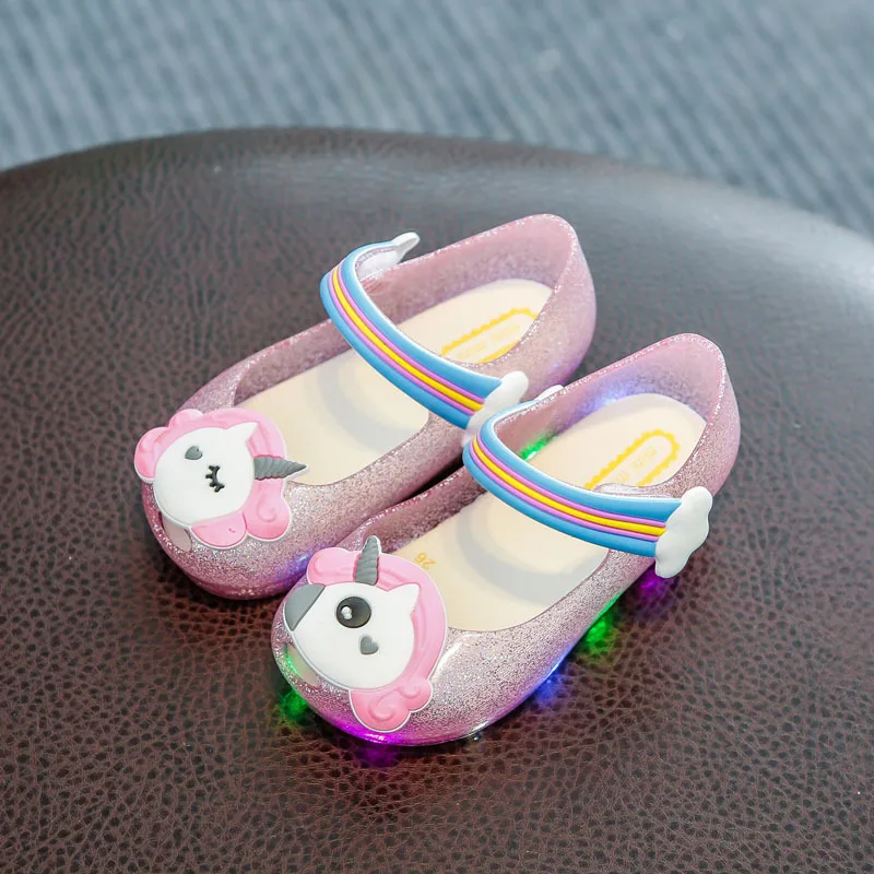 Новинка года; Летние Новые светящиеся радужные сандалии; женская обувь; подходит для детей 13-15,5 см; сезон лето - Цвет: Pink