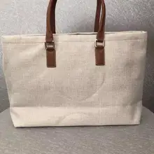 Фирменные дизайнеры создают высококачественные сумки для покупок сумки и сумки из льняной кожи в году