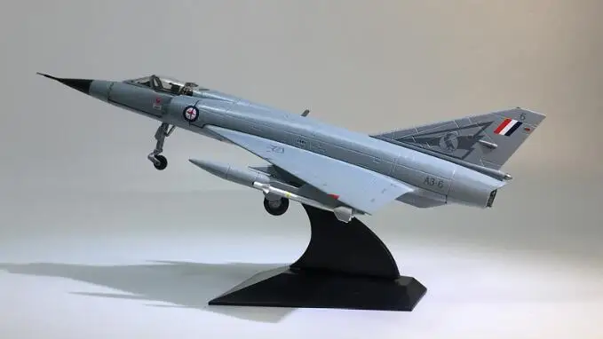 

rare Special Offer 1:72 Royal Australian Air III fighter model Alloy Military Model Collection