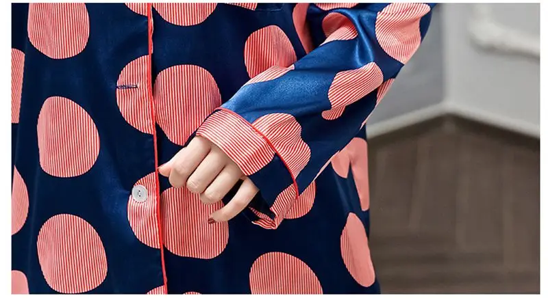 10297110469_857770772