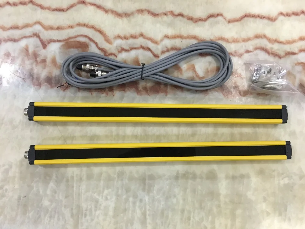 transistor PNP  normally closed 8 beams 40MM   light curtain safety grating hydraulic protection punch profession photoelectric