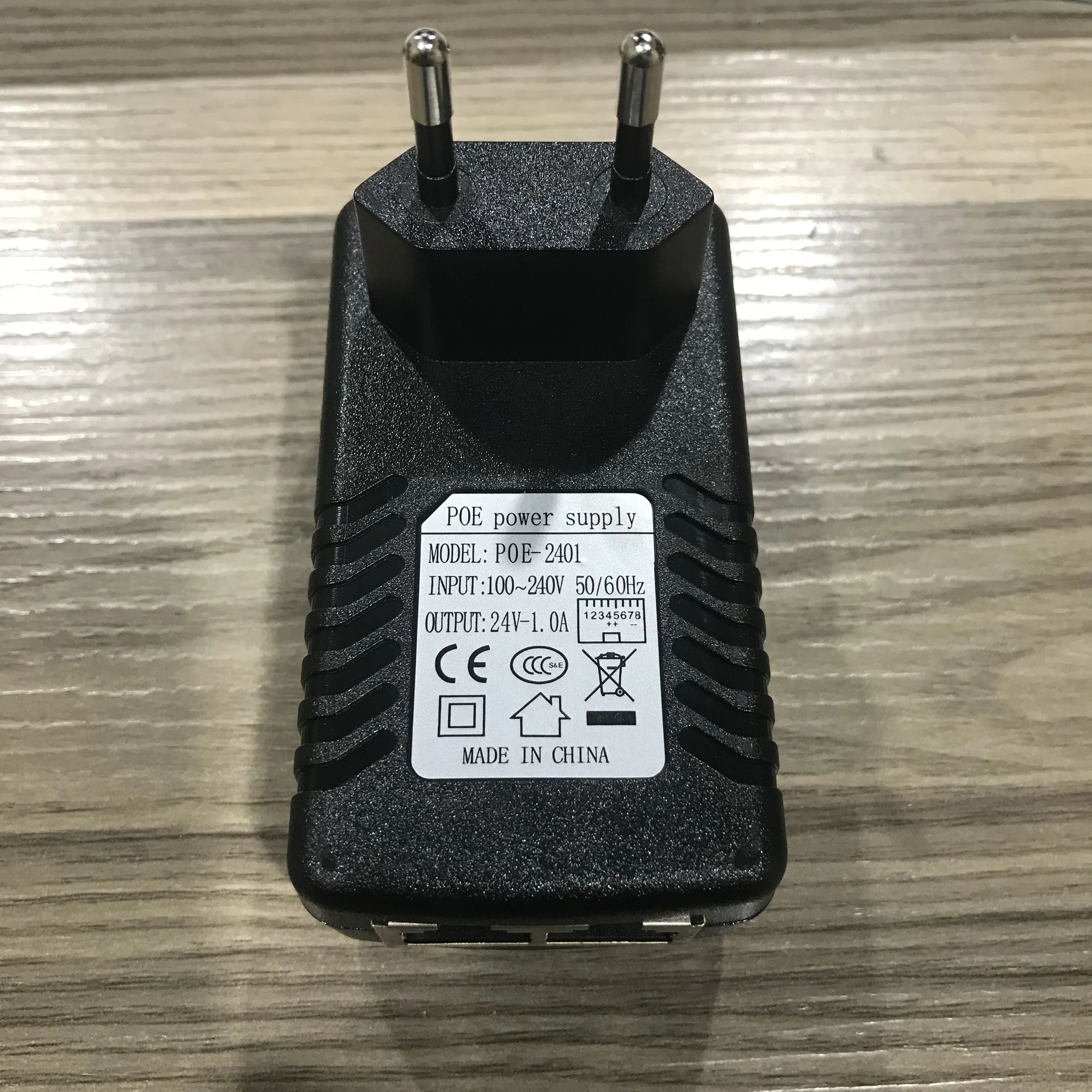 CPE AR9531 чипсет wifi роутер wifi repetidor gama larga 300 Мбит/с 2,4 ГГц маршрутизатор AP al aire libre CPE AP puente маршрутизатор cliente - Цвет: ES