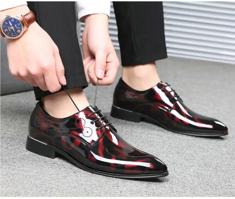 Men's Casual Shoes Moccasins Men Breathable Moccasins Men Red Solid Lace-Up Oxford Shoes for Mens Big Size 46 47 48 with Socks   (17)