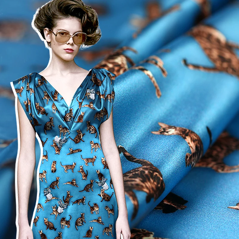 

100CM Wide 19MM Cute Cats Print 94% Silk & 6% Spandex Strech Blue Silk Satin Fabric for Summer Blouse Dress Pants Cheongsam E962