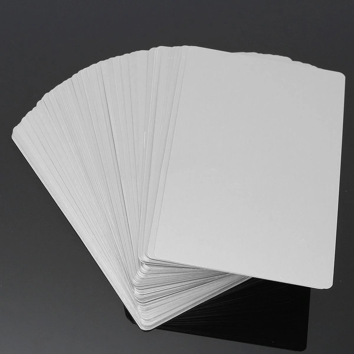 New 100pcs/set 86mm*54mm*0.22mm Blanks Laser Engraved Metal Business Mark Cards