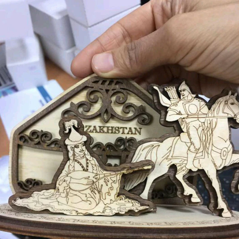 1390 low cost CO2 80W cardboard laser cutting machine with blade working tablein Wood Routers