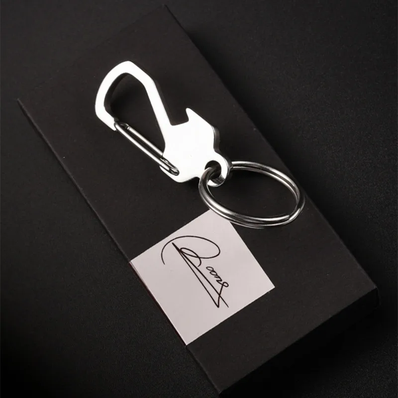 QOONG, заказной брелок для ключей с надписью, брелки из нержавеющей стали, металлическая гравировка, имя, индивидуальный логотип, брелок для автомобиля, подарок для женщин и мужчин