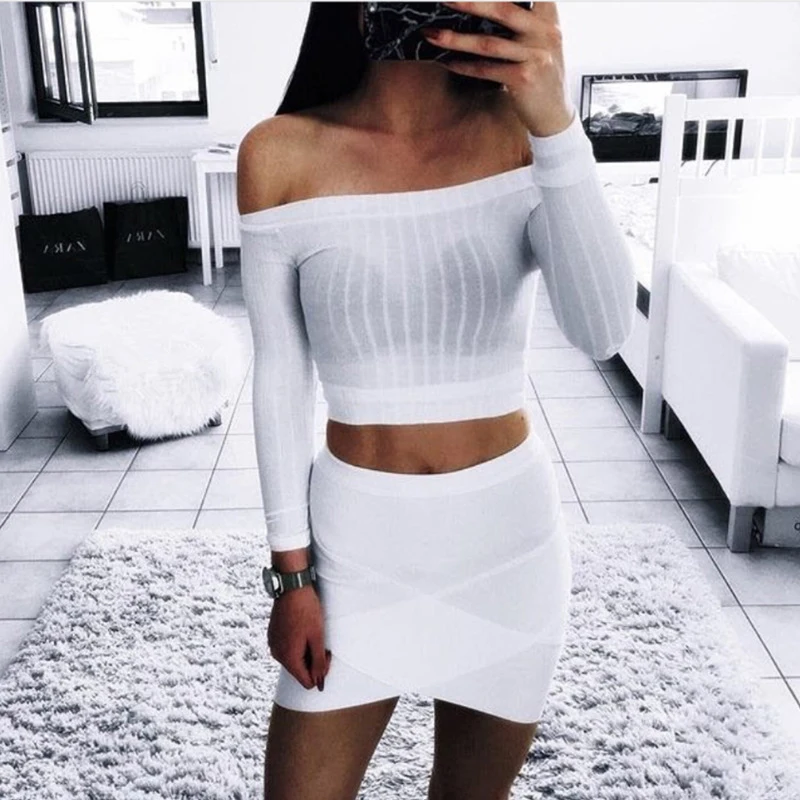 

2019 new fashion women t shirt long sleeve knitted thin girls tunic short clothing summer korean off shoulder black Crop tops