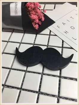 

INS Nordic style wooden Moustache hook kids room Child clothing store decoration Wall craft decoration Home handicraft ornament