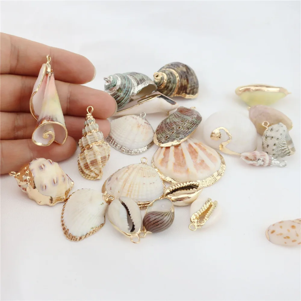 

2X Natural Shell Pendant Conch Shell Charms Pendant Natural At Random For DIY Jewelry Earring Necklaces Making Accessories