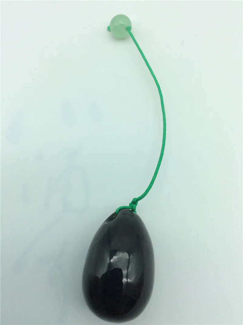 FREE SHIPPING natural sapphire jade egg for Kegel Exercise 40*30mm Pelvic Muscle Vaginal Tightening Ben Wa ball yoni egg FREE SHIPPING natural sapphire jade egg for Kegel Exercise 40*30mm Pelvic Muscle Vaginal Tightening Ben Wa ball yoni egg