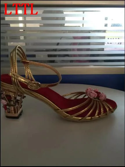 

Summer shoes women 2017 sandals open toe ankle strap med strange style heels flower decoration women wedding flower gold shoes