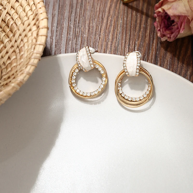 

2019 Simple Design Women's Earrings Gold Color Charm Drop Earring Metal Round Geometric Dangle Earrings For Ladies Jewelry