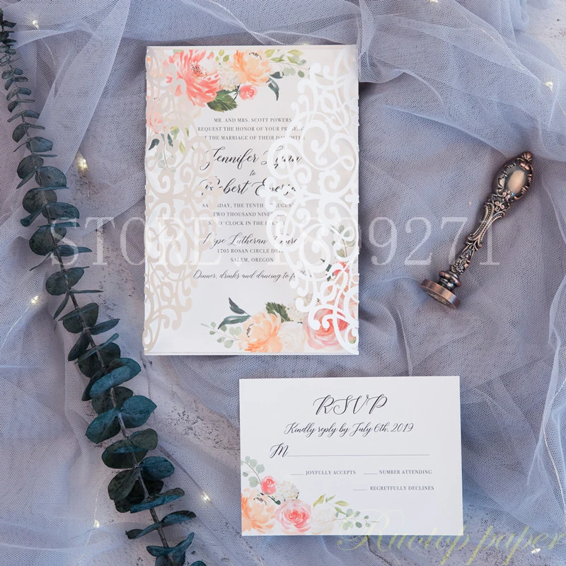 

Free Shipping custom color Elegant Flower design Wedding Invitation With Hollow Laser Cut Invitation Card Party Invites