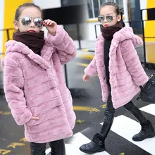 Пальто из искусственного меха с ушками для девочек, новинка года, зимняя теплая куртка для девочек, красивая популярная детская куртка детское плотное бархатное пальто