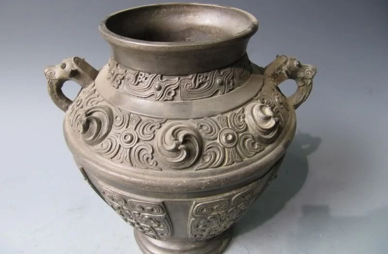 

9 Chinese regius Pure Bronze Copper Carved beast veins Vase Pot