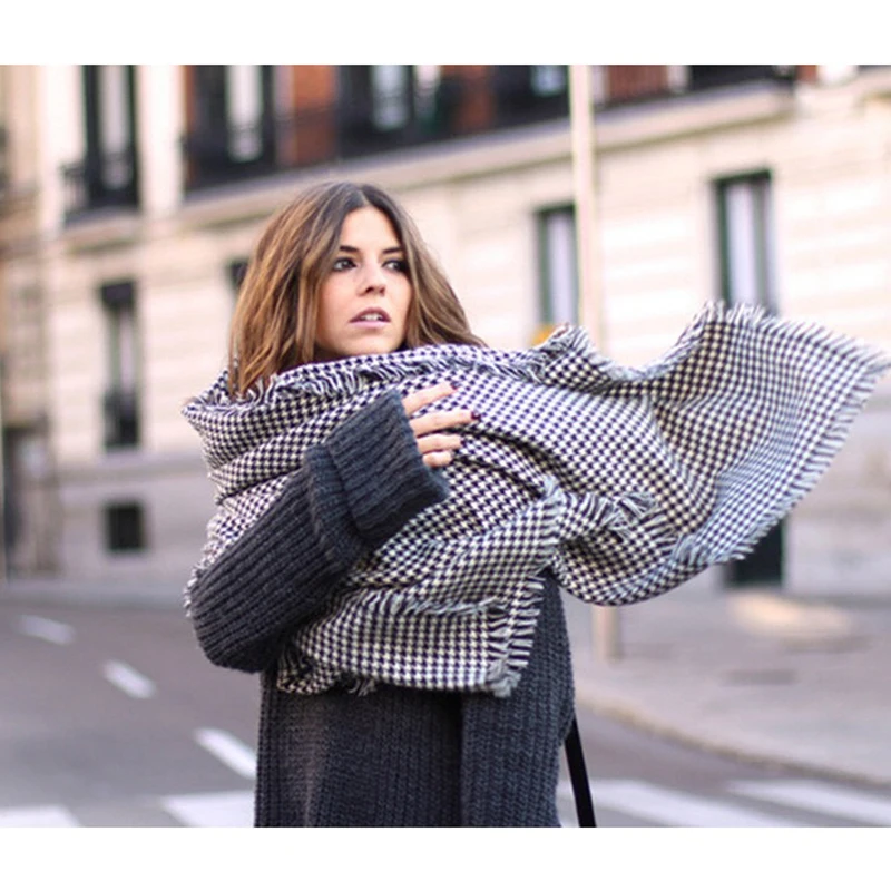 

Mingjiebihuo New autumn and winter Europe and the United States classic ladies black and white houndstooth wool scarf warm wild