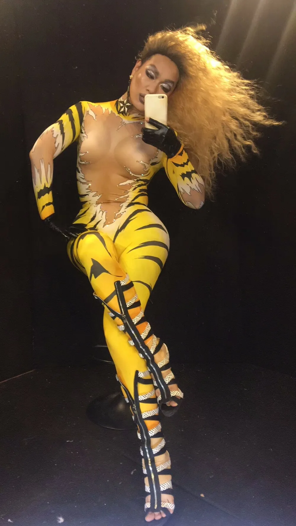 Женский костюм для ночного клуба, для танцев на шесте, для сцены, желтый купальник, эластичный комбинезон с принтом тигра, облегающий костюм, одежда для выступлений на сцене
