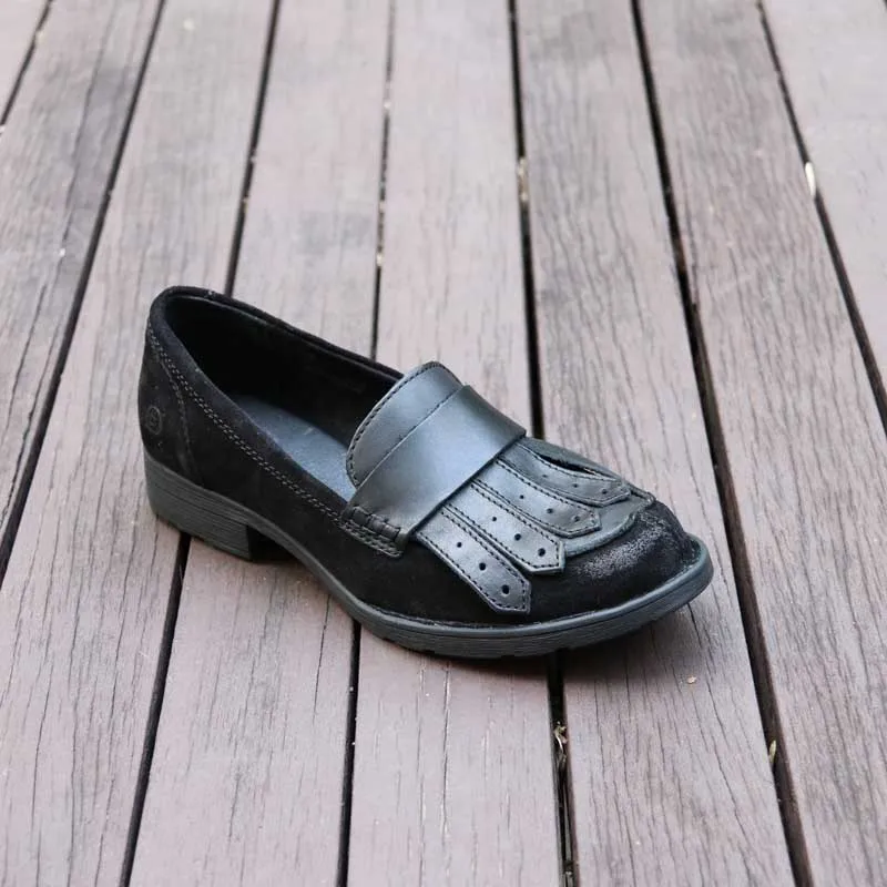 

New high-end leather, fringed women's shoes, comfortable feet, hand-made shoes, strong style, fashionable style.