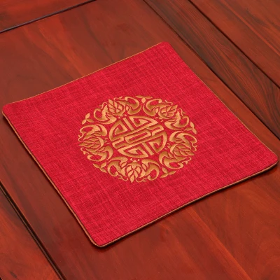 Изысканная вышивка Joyous Placemats квадратная Высококачественная льняная хлопковая Мода в китайском стиле обеденный стол защитные западные Подставки Под Еду - Цвет: Красный