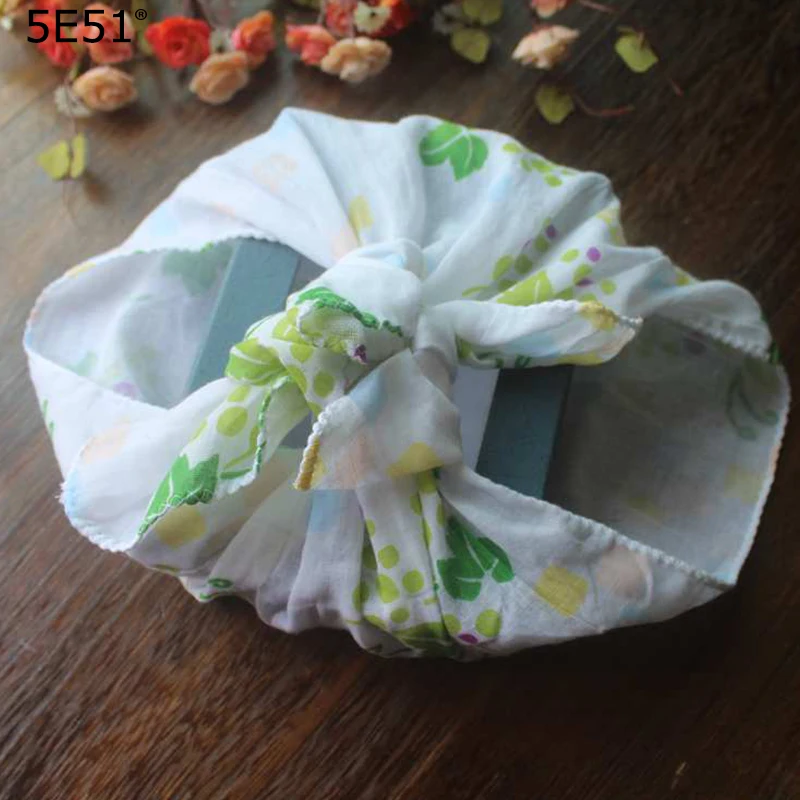 

Japanese style Women hand wiping cloth furoshiki cotton yarn /concise style flower printed /Many Uses