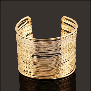 Fashion Bijoux Gold Color Punk Hip Hop Bangles Upper Arm Bracelet for Women Costume Statement Jewelry Fashion Accessories