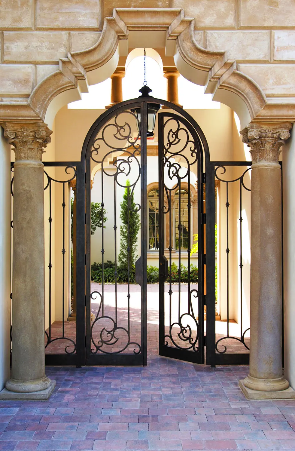 Декоративные ворота железные ворота, двери ворота украшения