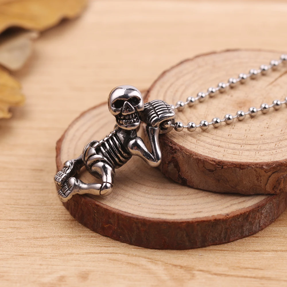 

Skeleton Necklaces Sports Small Skeleton Silver Hip Hop Dancing Pendant Necklaces Pearl Long Necklace Men Jewelry