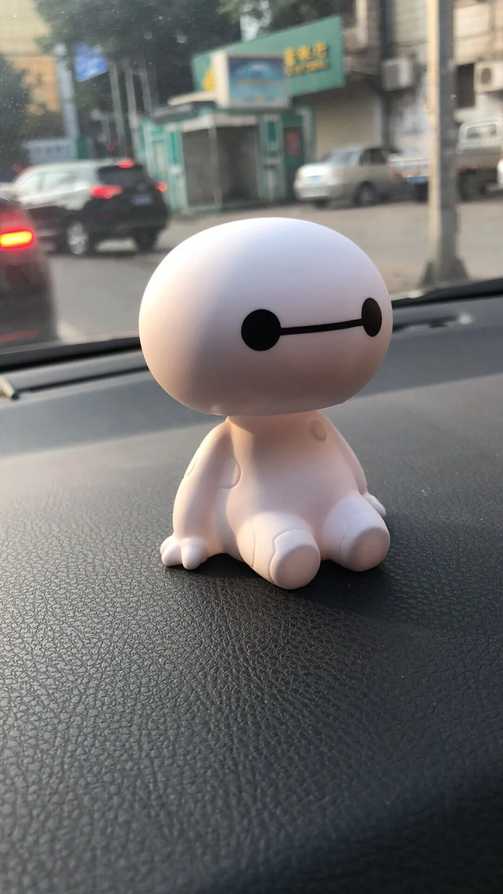 Мультфильм Пластик робот Baymax неваляшка рисунок автомобиля украшения для Audi Q3 Q5 SQ5 Q7 A1 A3 A4 A4L A5 A6 A6L A7 A8 S5 S6 S7 TT