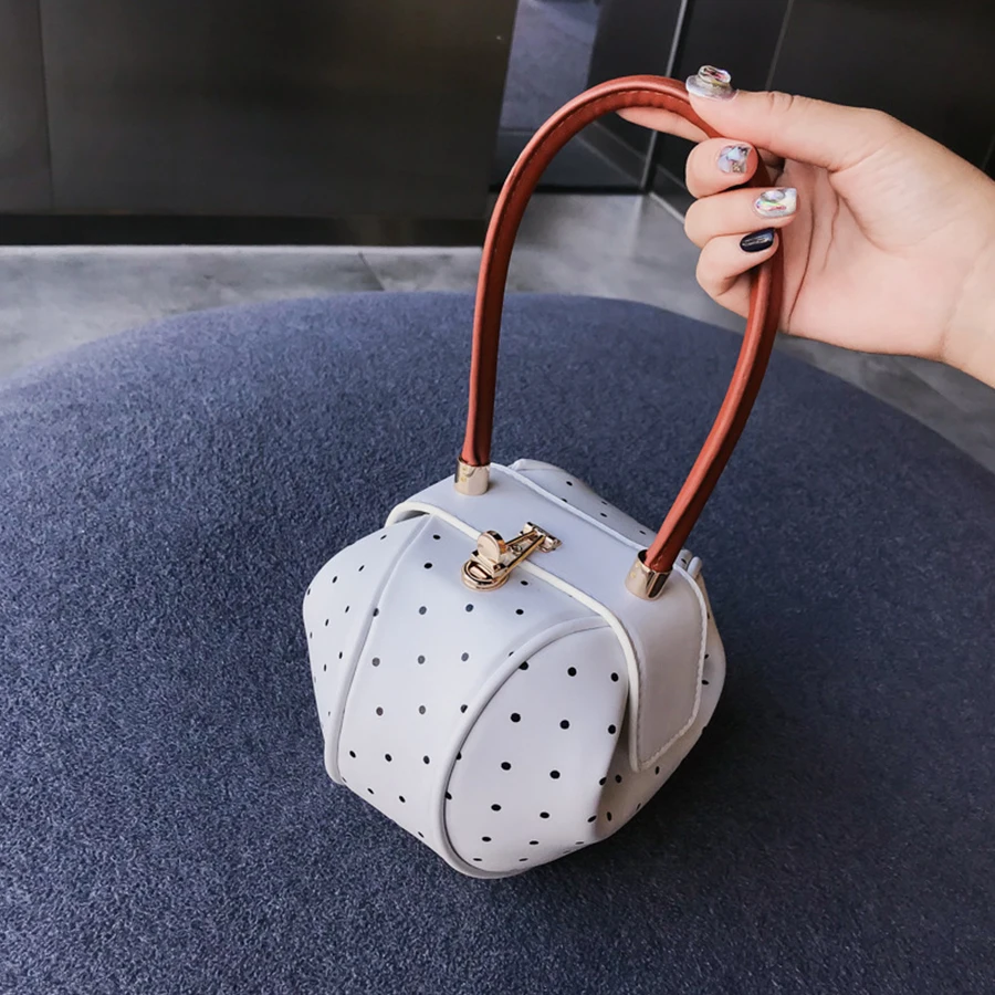 برشام الأعلى مقبض حقائب النساء بو الجلود 2019 الأفاق الأوروبية نمط خمر حقيبة كتف المرأة زلابية شكل اليد البسيطة أكياس