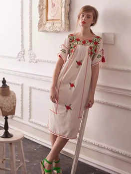 

Floral Embrodiery Midi Dress Women Summer Square Collar Short Sleeve Vintage Dresses 2019 Beach Clothes Boho Hippie Loose Dress