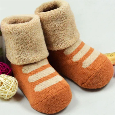 Высококачественные носки для новорожденных от 3 месяцев до 3 лет, 1 пара зимние носки из хлопка нескользящие носки в полоску для малышей - Цвет: Coffee