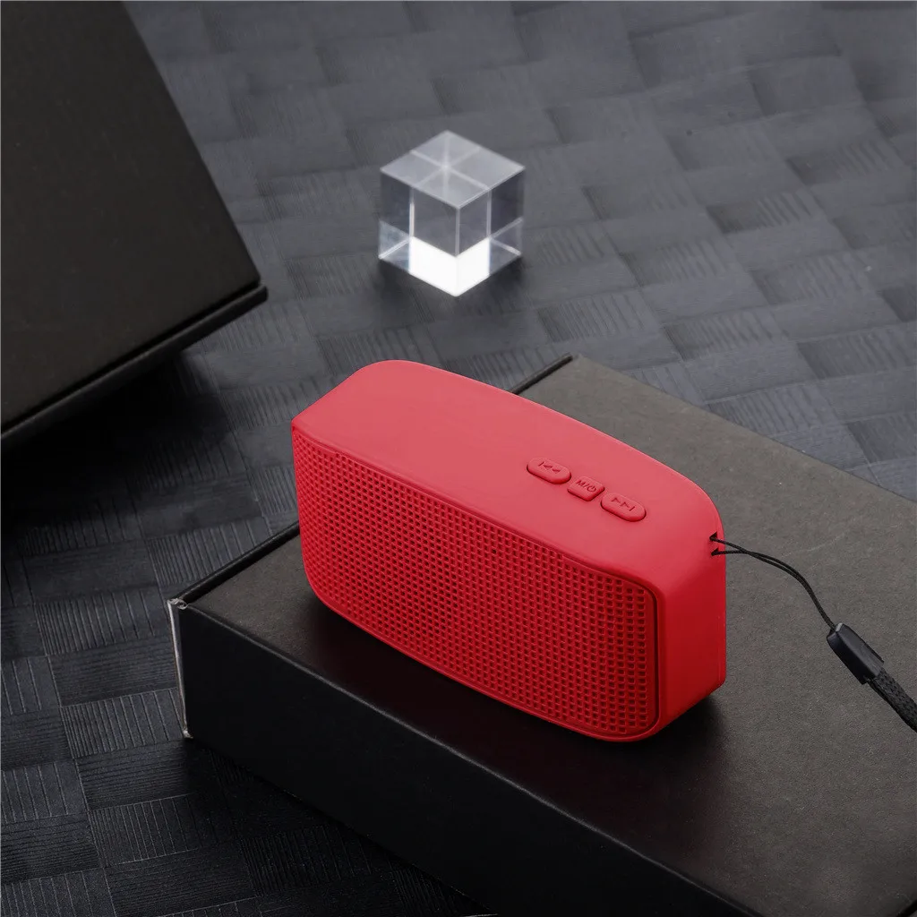 Портативный беспроводной bluetooth динамик со стереозвуком и SD картой ручной ремешок