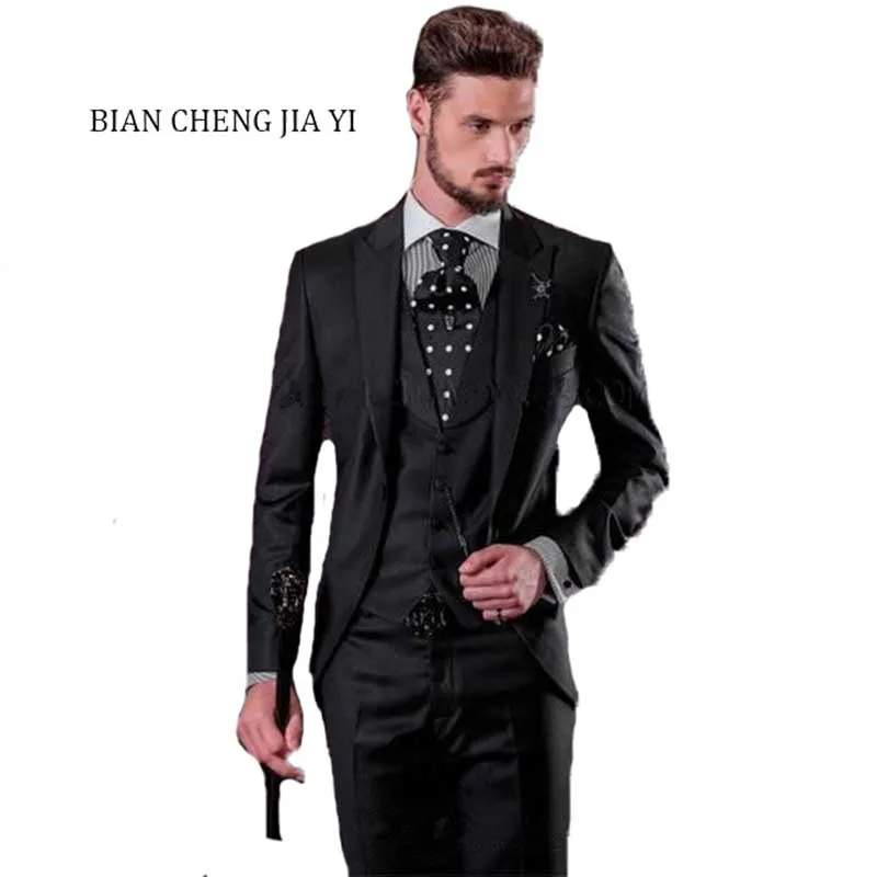 Sale Chance for  2019 New Fashion Men's Wedding Suits Prom Groom High quality Groomsmen Tuxedos Customed Single-brea