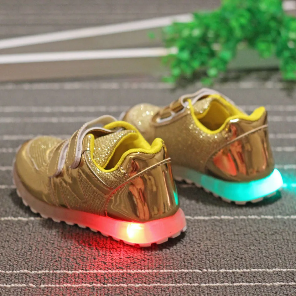 Fashion 2 Straps Toddler Girl Sneakers With Light At Back Glowing Teenagers Led Shoes Air Mesh